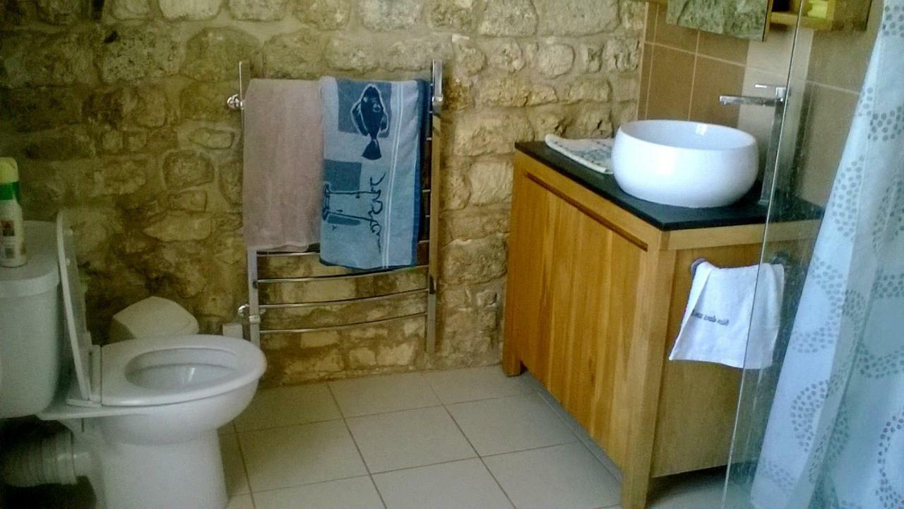 La Maison De L'Aubepin Saint-Savinien Eksteriør billede